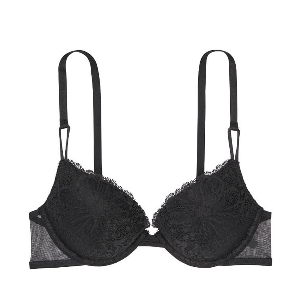 NWOT Victoria’s Secret Sexy T shirt push-up bra 32C